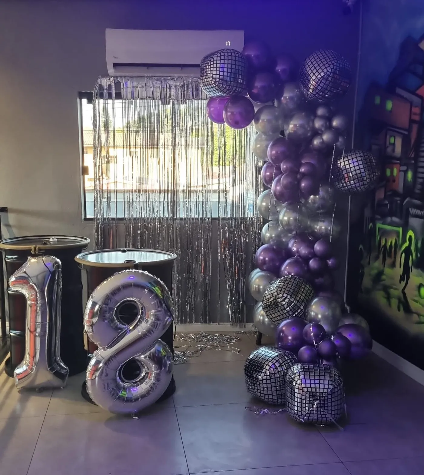 Decoração de aniversário preparada no CM Bebidas